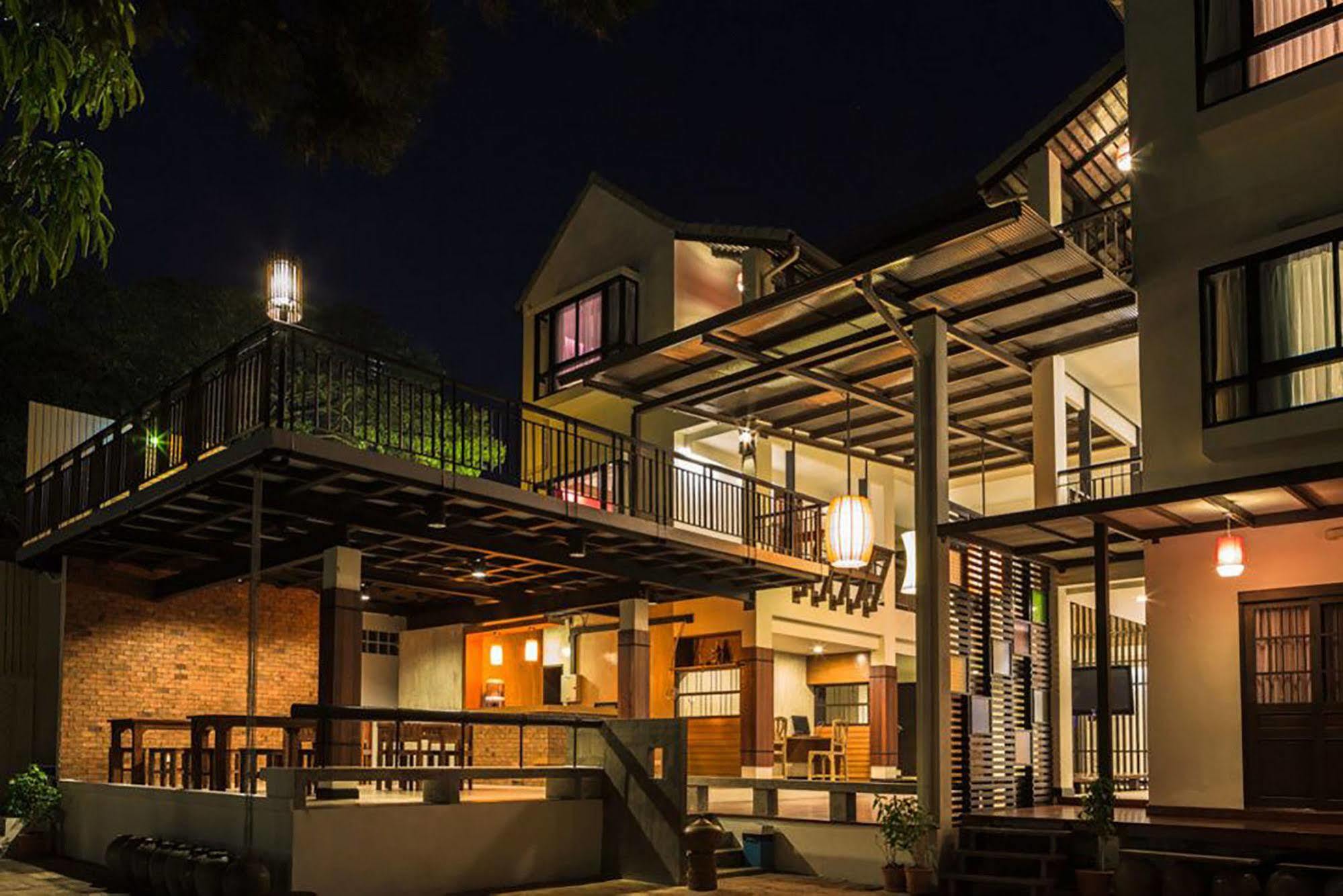 Baan Ing Ping Hotell Chiang Mai Eksteriør bilde